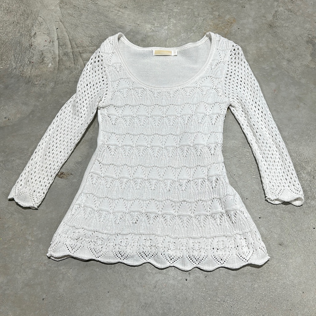 Christina Brand White Embroidery Design Sweater  Size S  C56